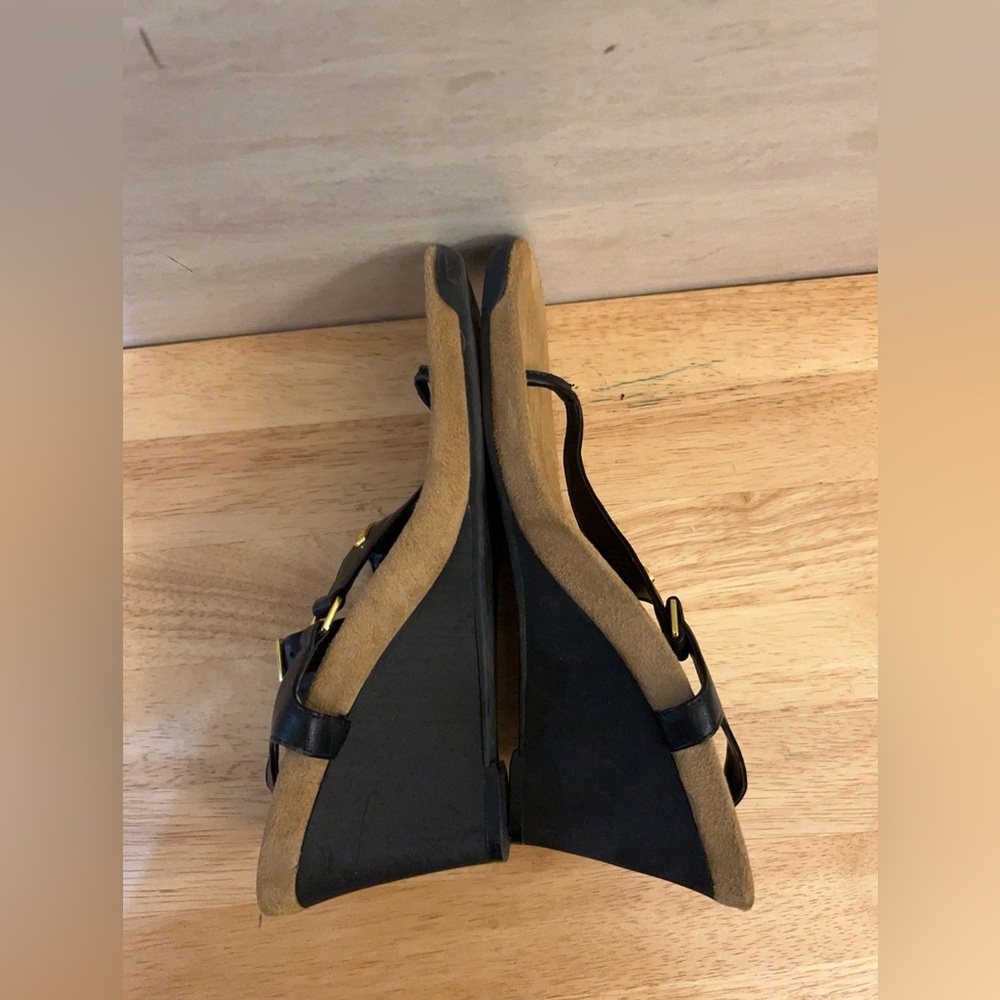Lauren Ralph Nikki PU 
Leather Sandals - Picture 8 of 9